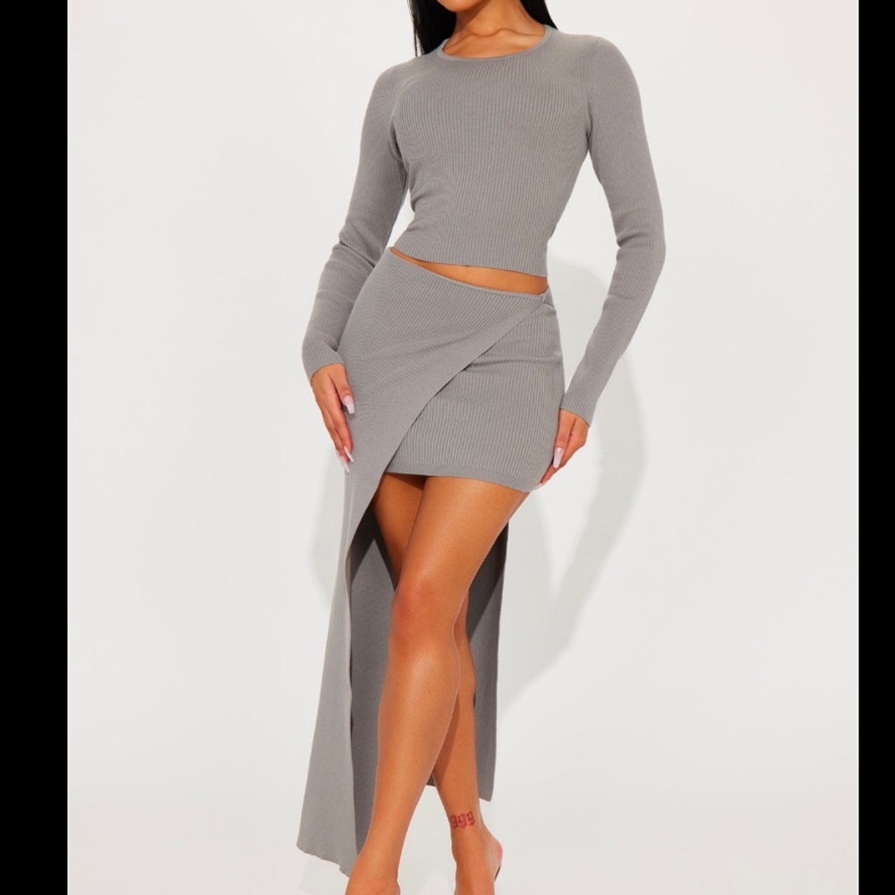 Fashion nova gray skirt two-piece ￼